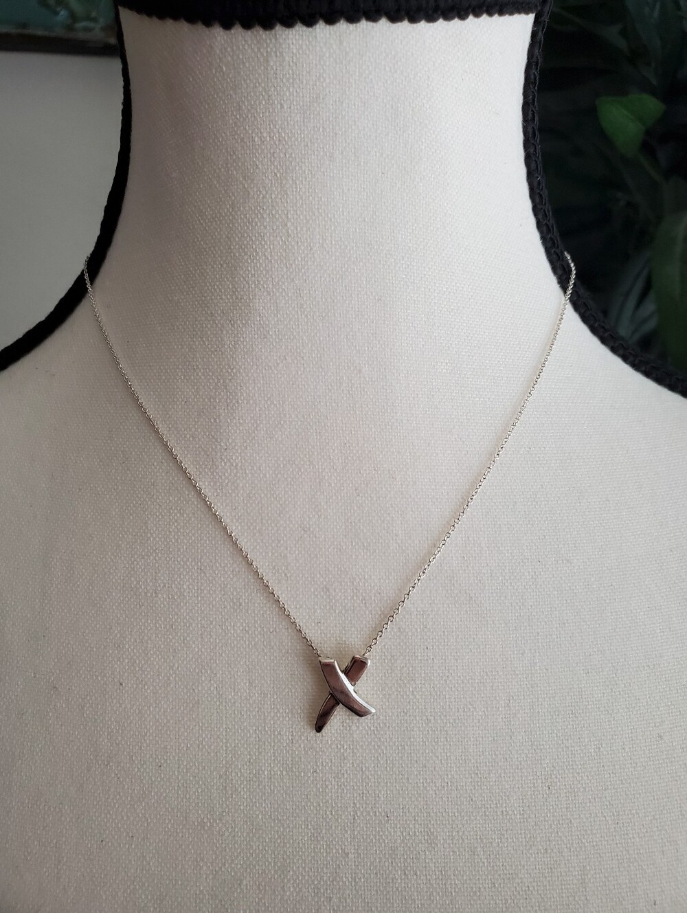 Tiffany Paloma Picasso Graffiti Kiss Necklace 925 Silver